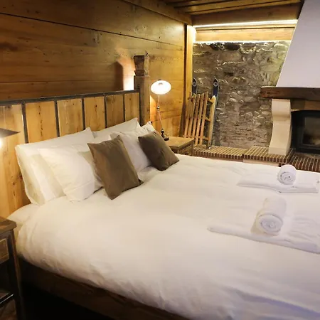 Marmotte Mountain Manor Деревянный коттедж