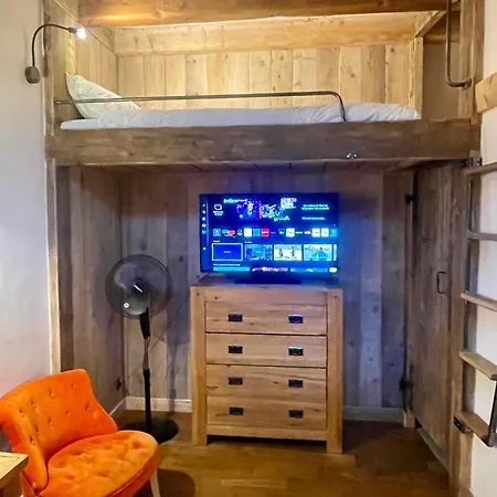 Marmotte Mountain Manor Деревянный коттедж *