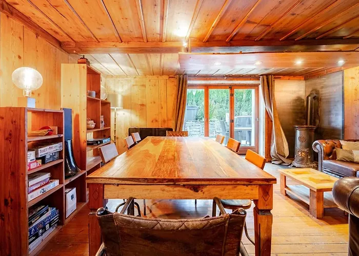 Lodge Marmotte Mountain Manor