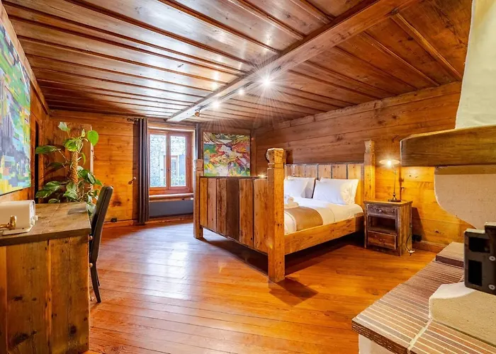 Marmotte Mountain Manor אכסניה *