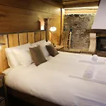 Marmotte Mountain Manor Gerendaház